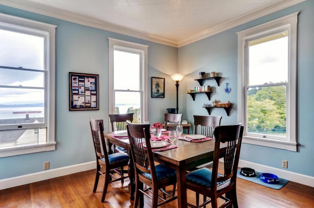 Astoria Painted Lady Historic Apt With River View! Екстер'єр фото