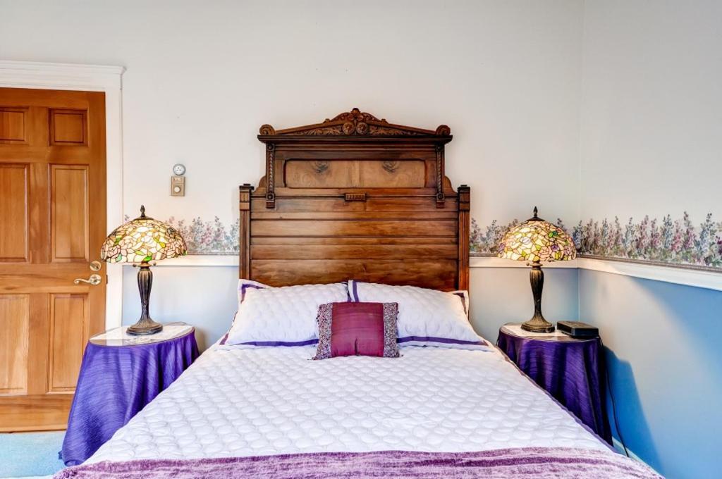 Astoria Painted Lady Historic Apt With River View! Екстер'єр фото